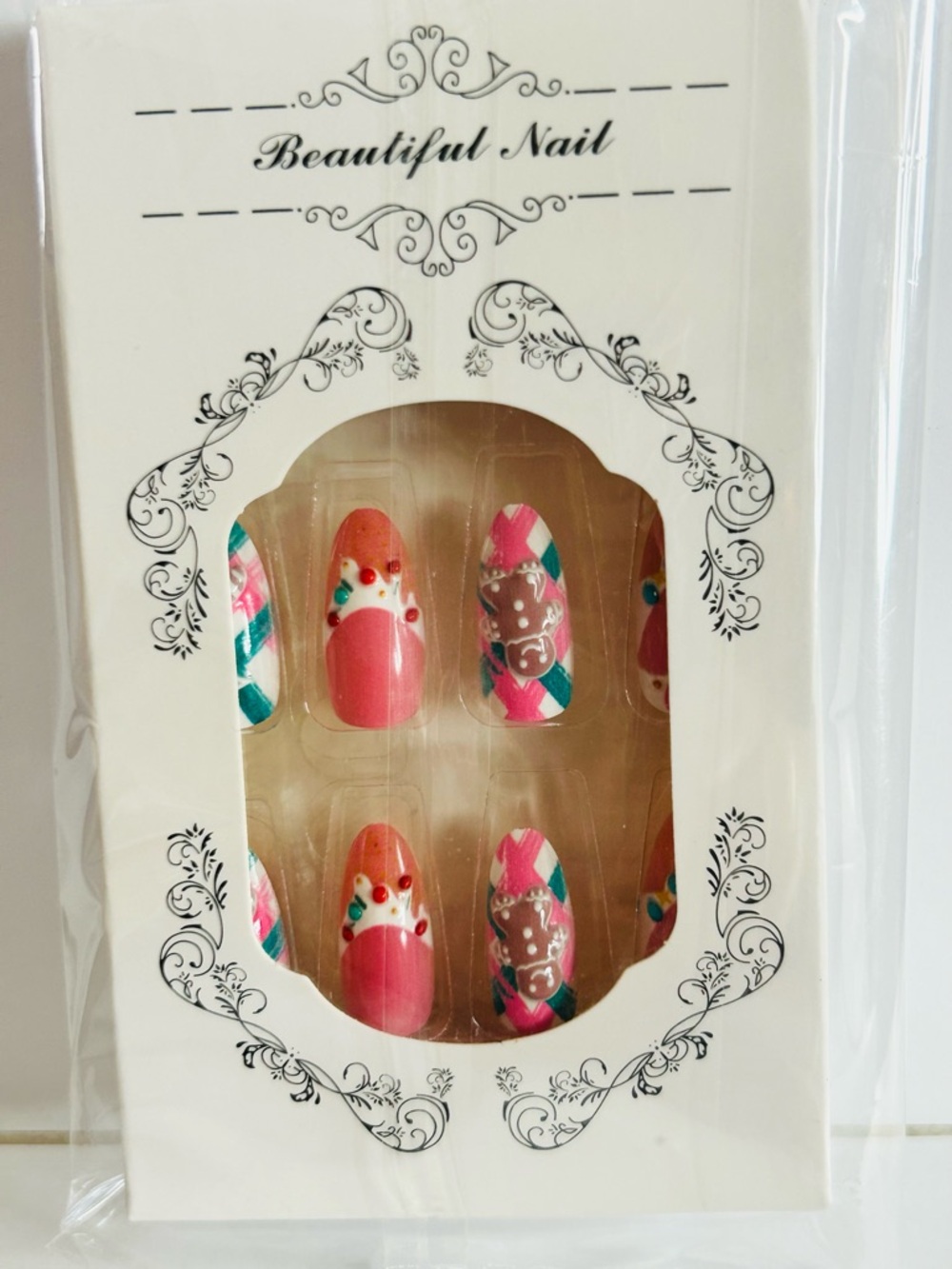 Beautiful Nail Pink Festive Press-On Nail Set